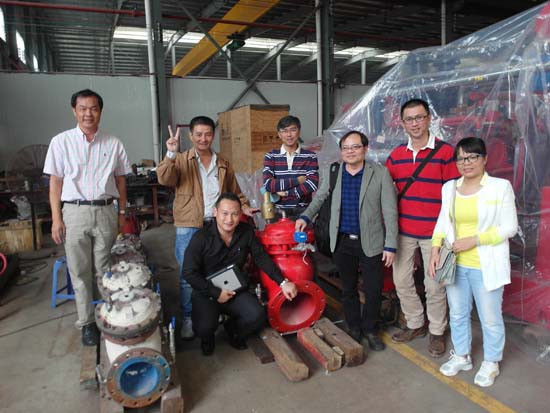 客戶到公司生產(chǎn)車間實地考察  