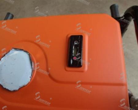 汽油機(jī)水泵郵箱