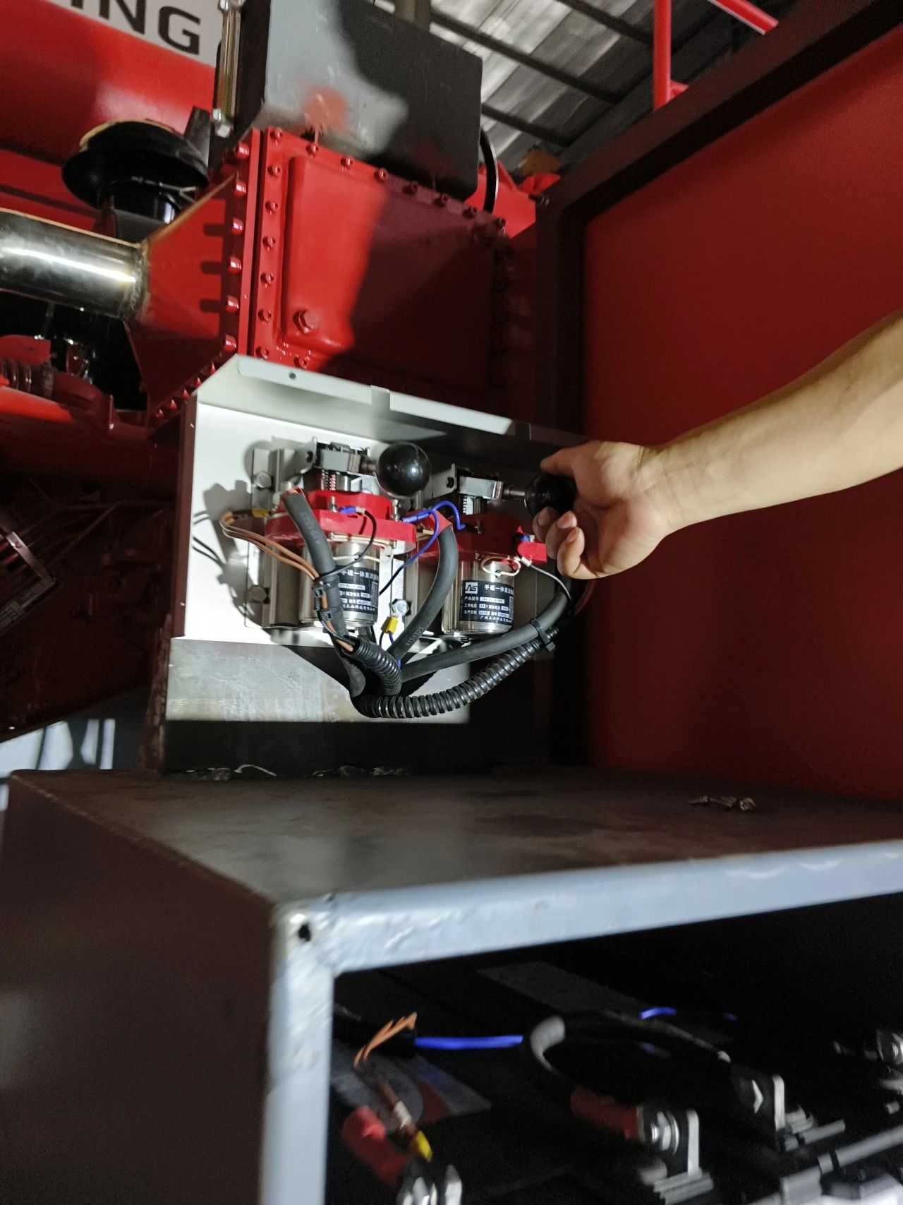 直流電磁接觸器