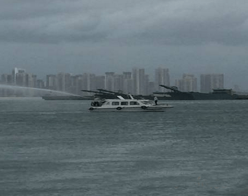 廈門市避風(fēng)港消防泵應(yīng)急演練為應(yīng)對臺(tái)風(fēng)來臨備戰(zhàn)